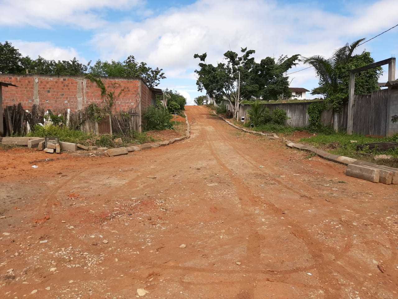 Camacã: Mais Ruas são calçadas em Camacã e distritos